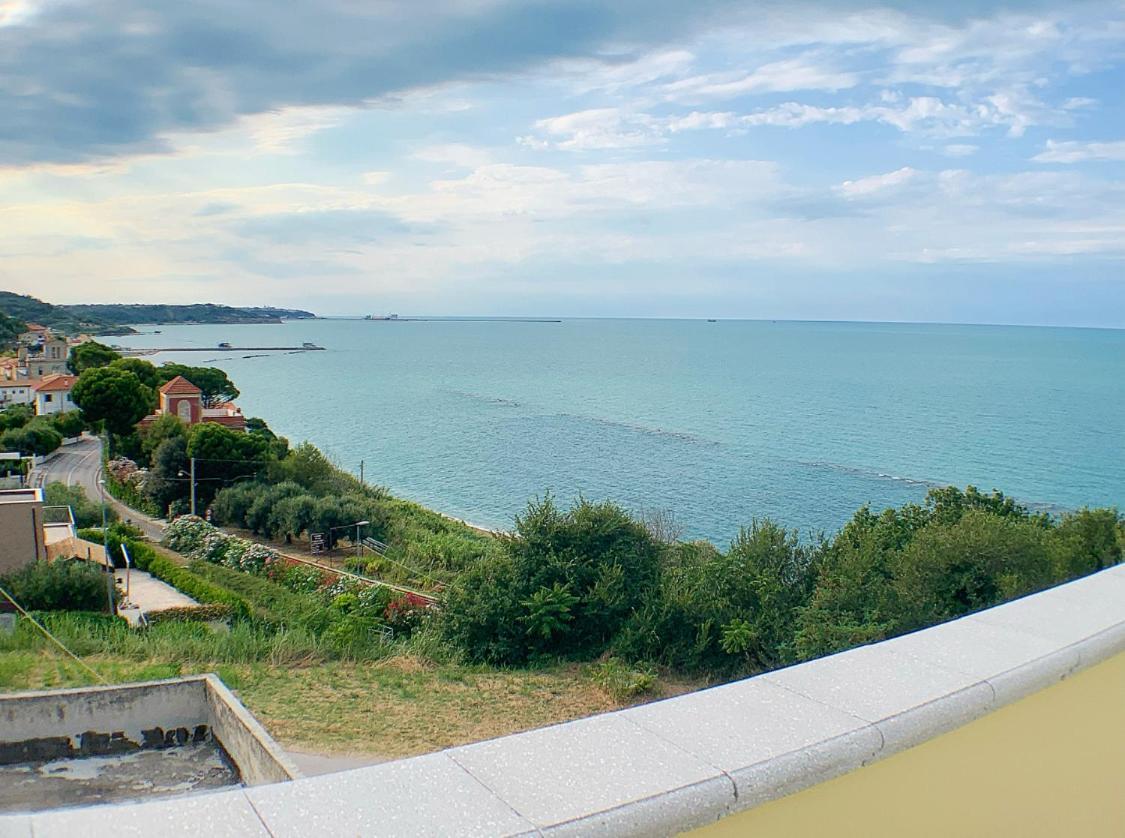 Terrazza Sui Trabocchi Appartement Marina di San Vito Buitenkant foto